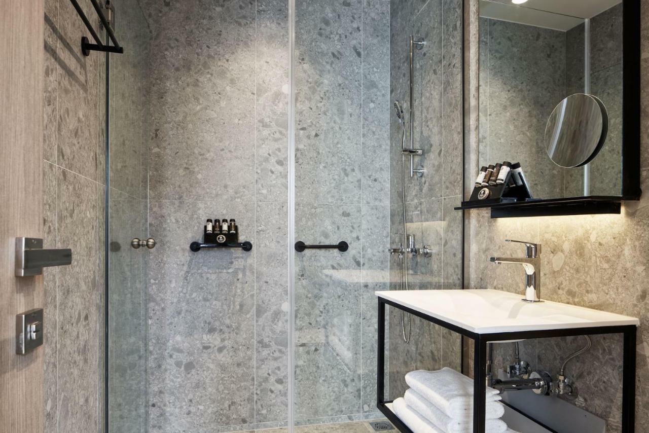 Отель Urban Frame Plaka Афины Экстерьер фото