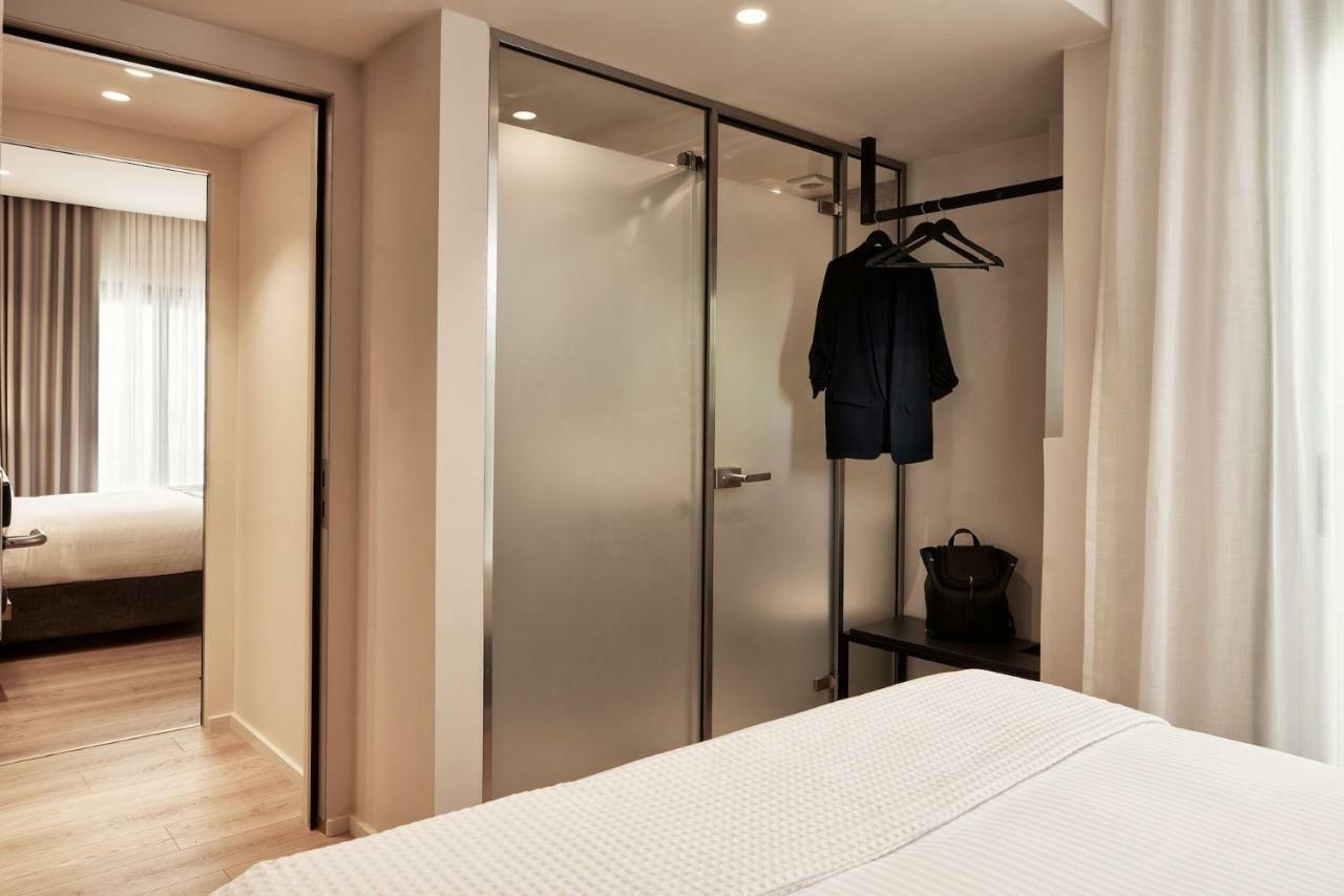 Отель Urban Frame Plaka Афины Экстерьер фото