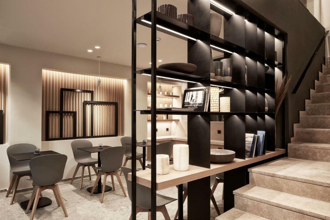 Отель Urban Frame Plaka Афины Экстерьер фото